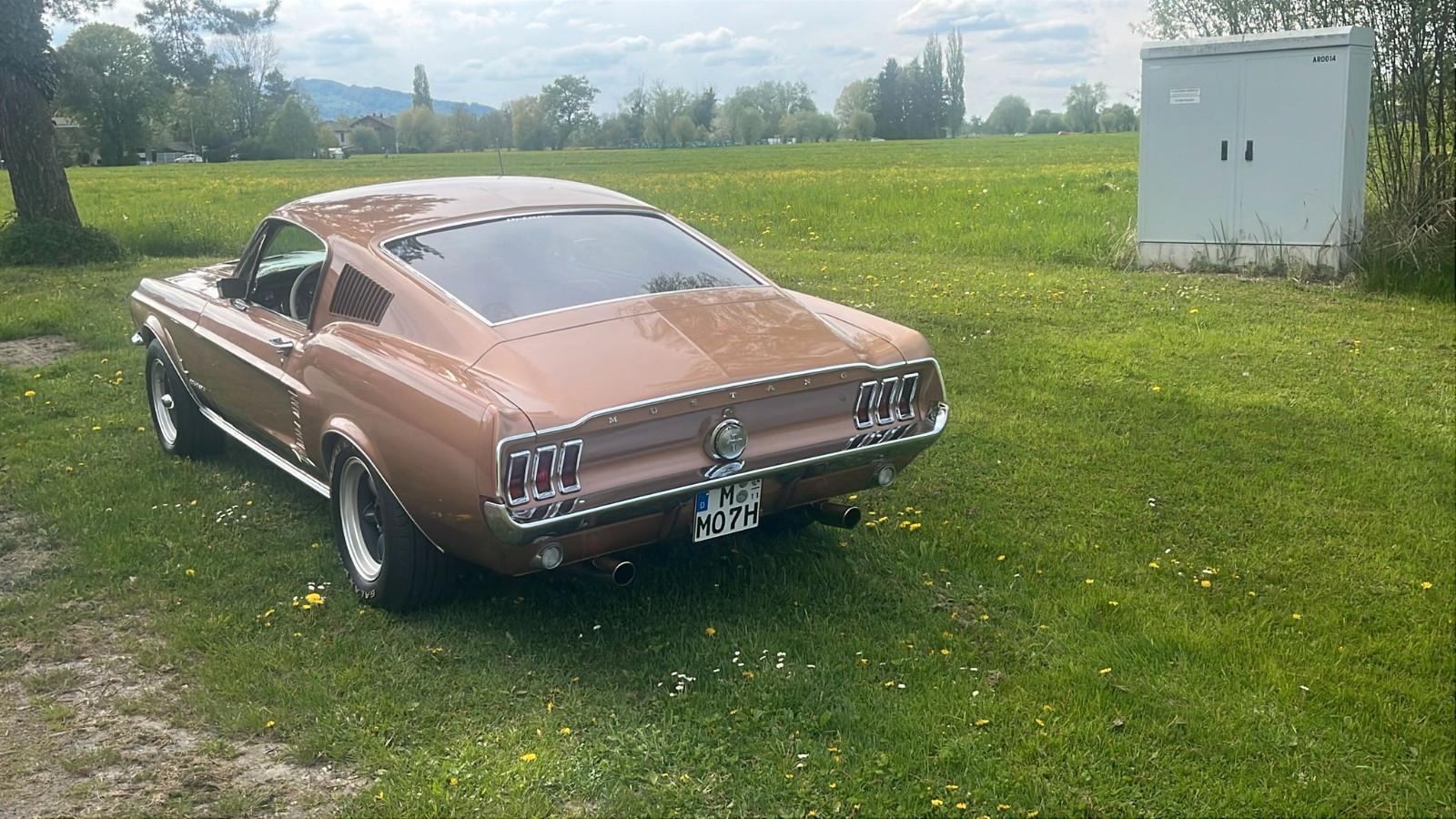 Ford Mustang Fastback 289 cui 4,7 V8 orig. 23.731 Mls
