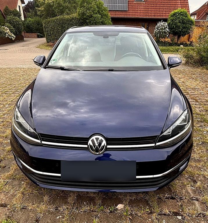 Image of Volkswagen Golf