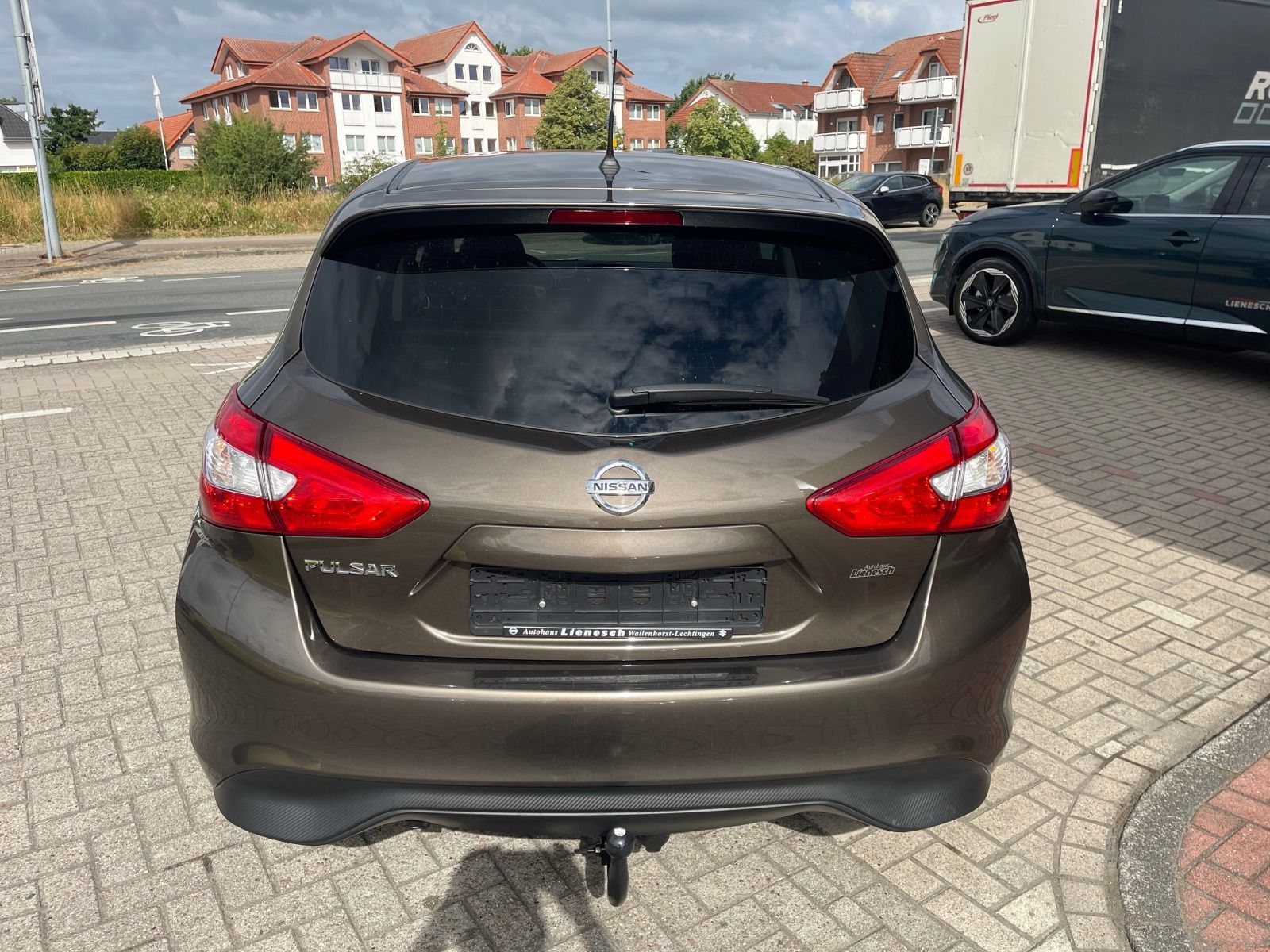 Fahrzeugabbildung Nissan Pulsar 1.2 N-Connecta Navi/AHK/Allwetterreifen