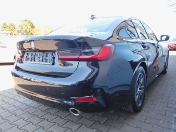 BMW 318 - 4