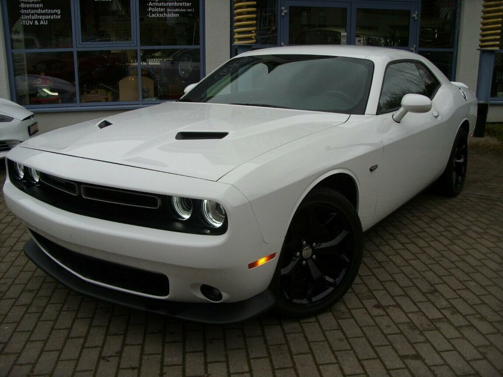 Dodge Challenger