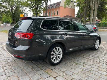 Volkswagen Passat Variant - 6