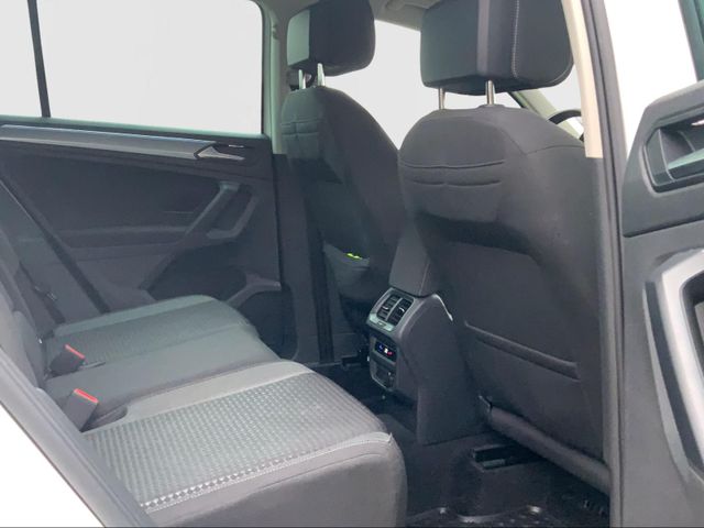 Tiguan 1.5 TSI Active,RFK,NAV,SHZ,LED.