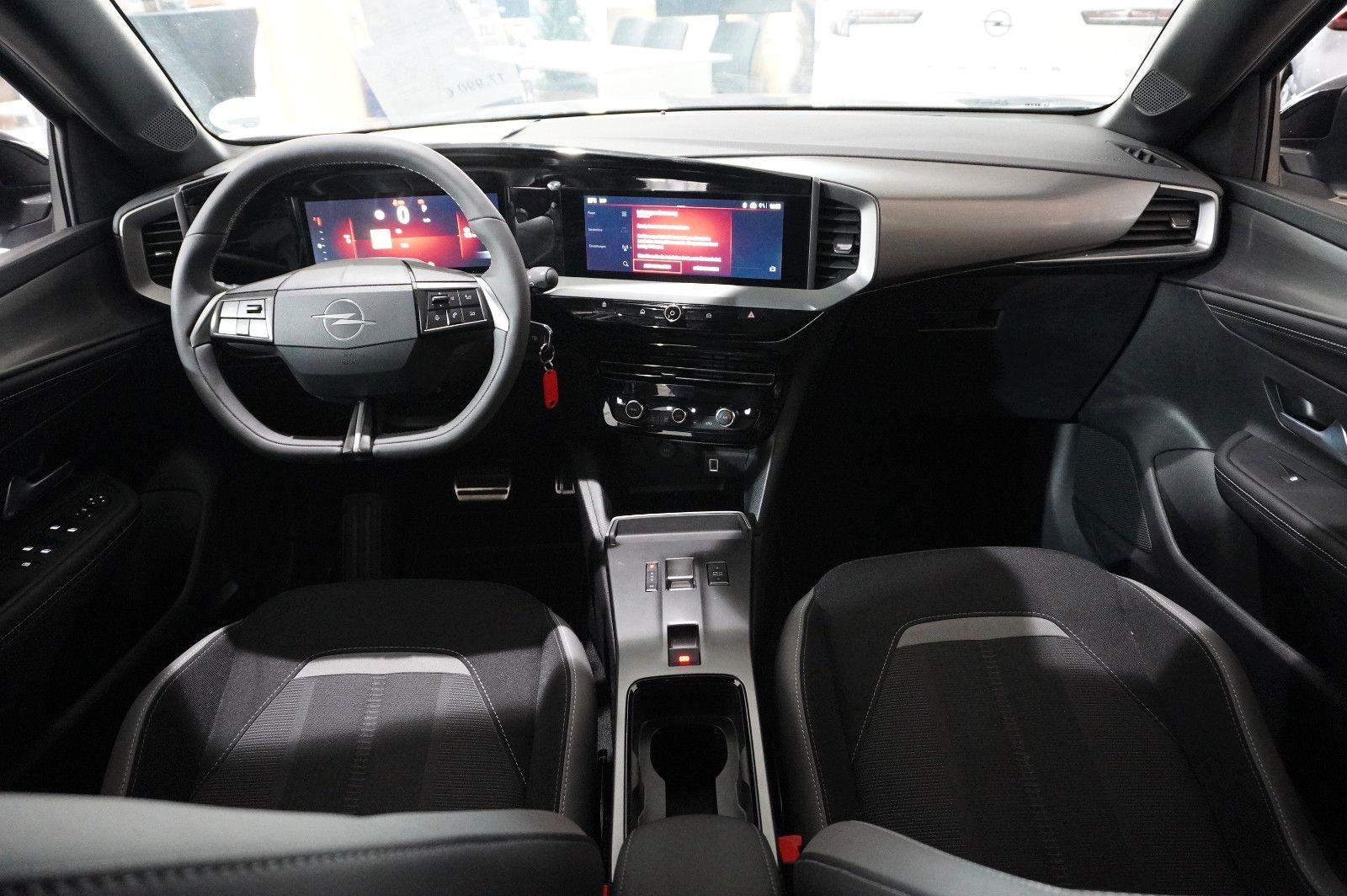 Fahrzeugabbildung Opel Mokka 1.2T GS SPORT NAVI/LED/KAMERA/SH/SPORT/DAB
