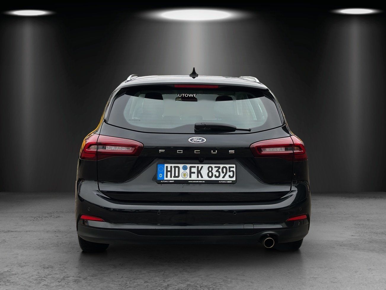 Fahrzeugabbildung Ford Focus Titanium Turnier Winter P. e.Call Kamera