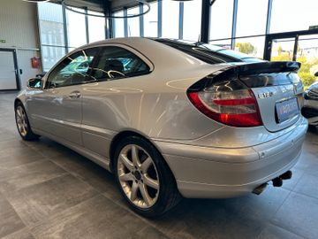 Mercedes-Benz C 180 Kompressor *Navi*TÜV*AHK*TOP*