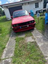 BMW E30 318IA - BMW 318 aus 1989: 318i