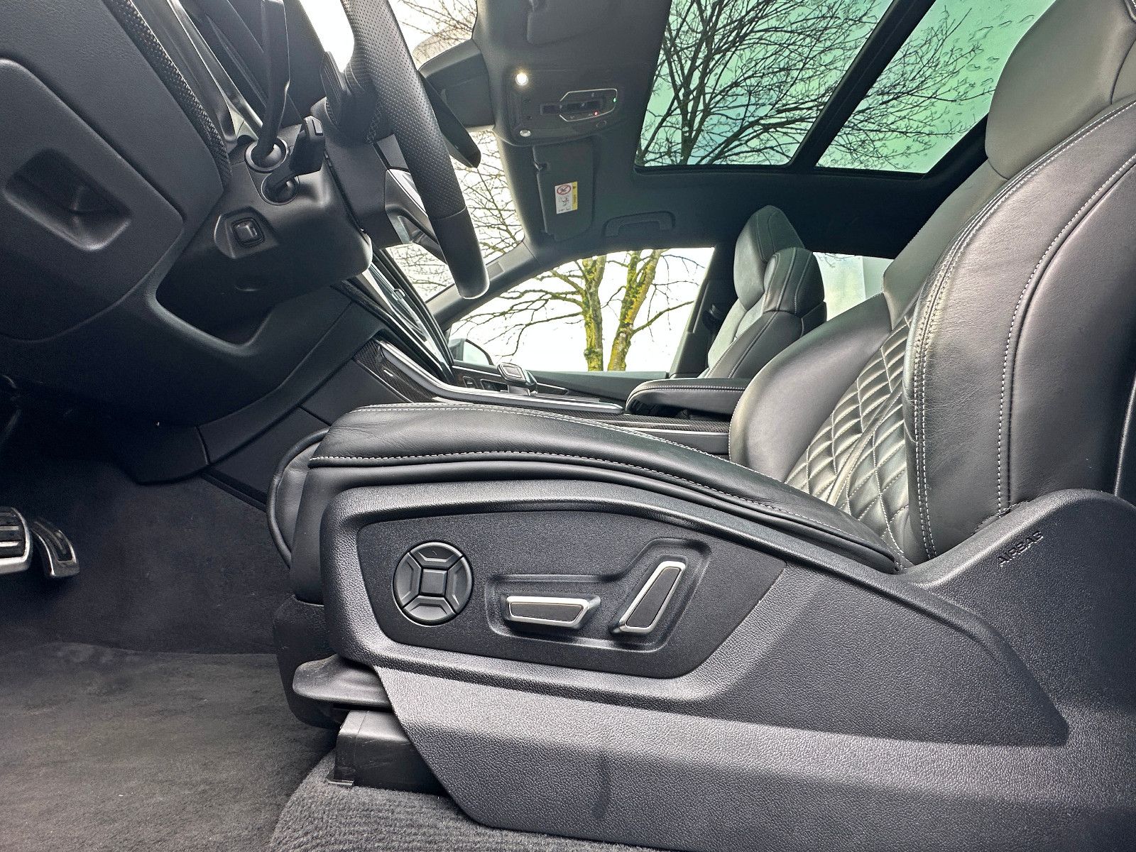 Audi SQ8 - Bild 14