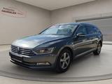 Volkswagen Passat 1.6 TDI, AHK,Navi,Climatronic,Sitzh.,Park - Volkswagen Passat: Cl