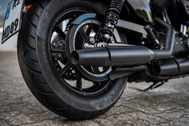 Fahrzeugabbildung Harley-Davidson XL1200NS SPORTSTER IRON - 1.HAND -