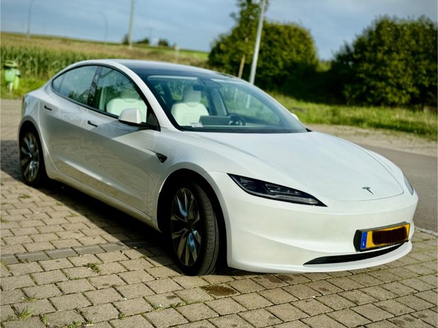 Tesla Model 3 Highland Dualmotor Long Range