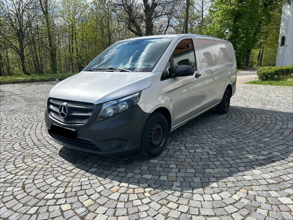 Image of Mercedes-Benz Vito