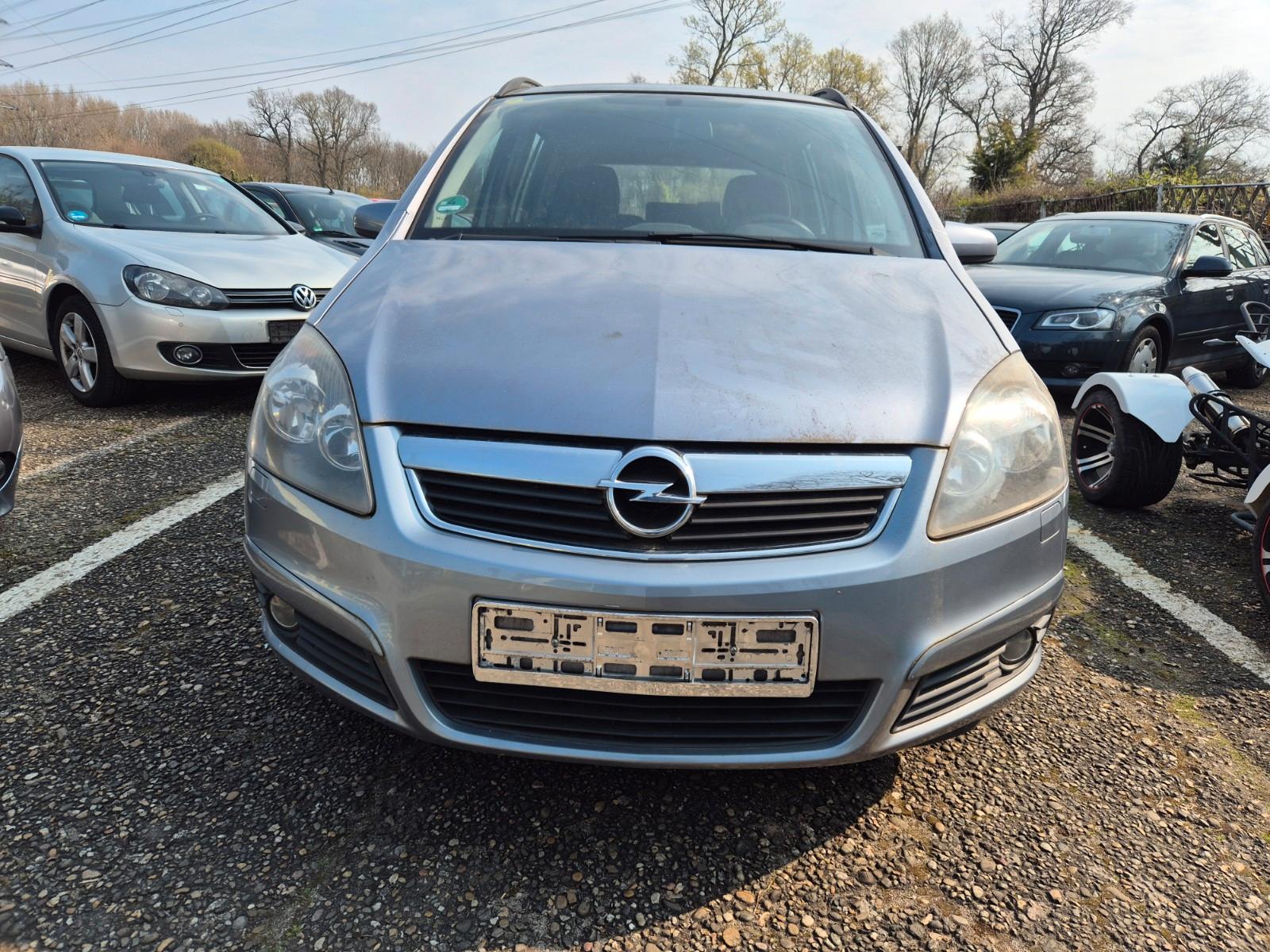Opel Zafira B Edition