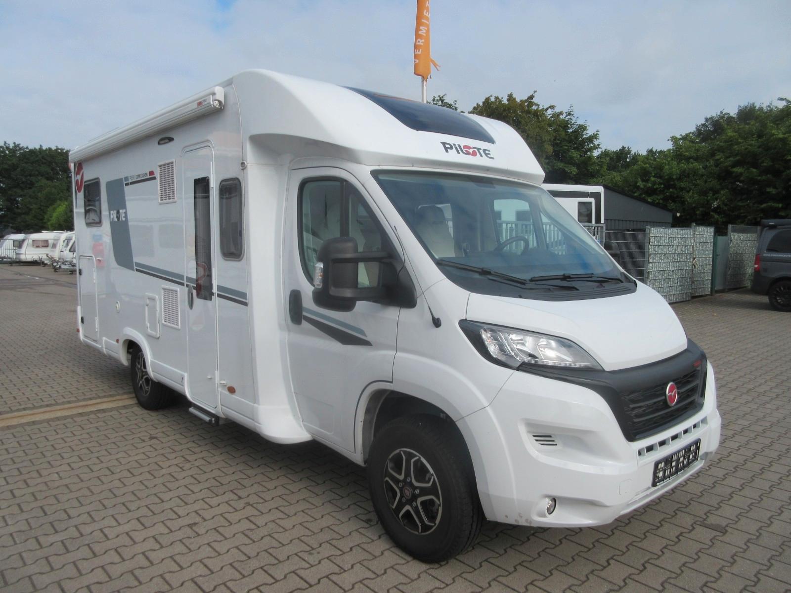 Pilote 690 GJ Einzelbetten Solar RFK Navi