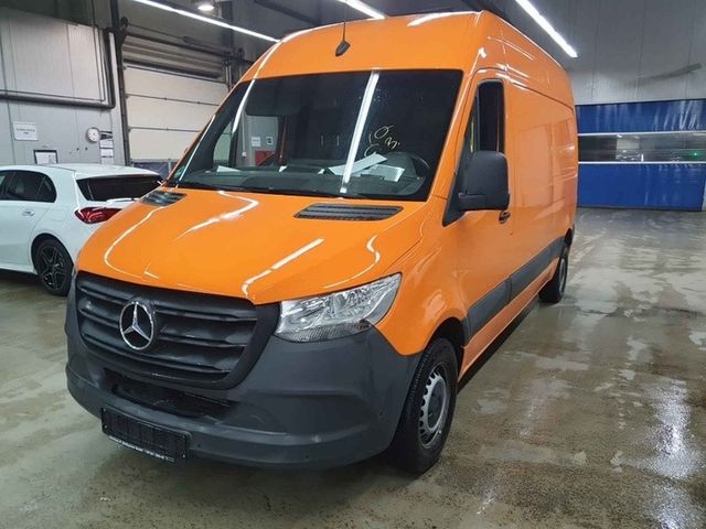 Mercedes-Benz Sprinter 211/214 CDI FWD KA36 H2/L2 MBUX KAMERA