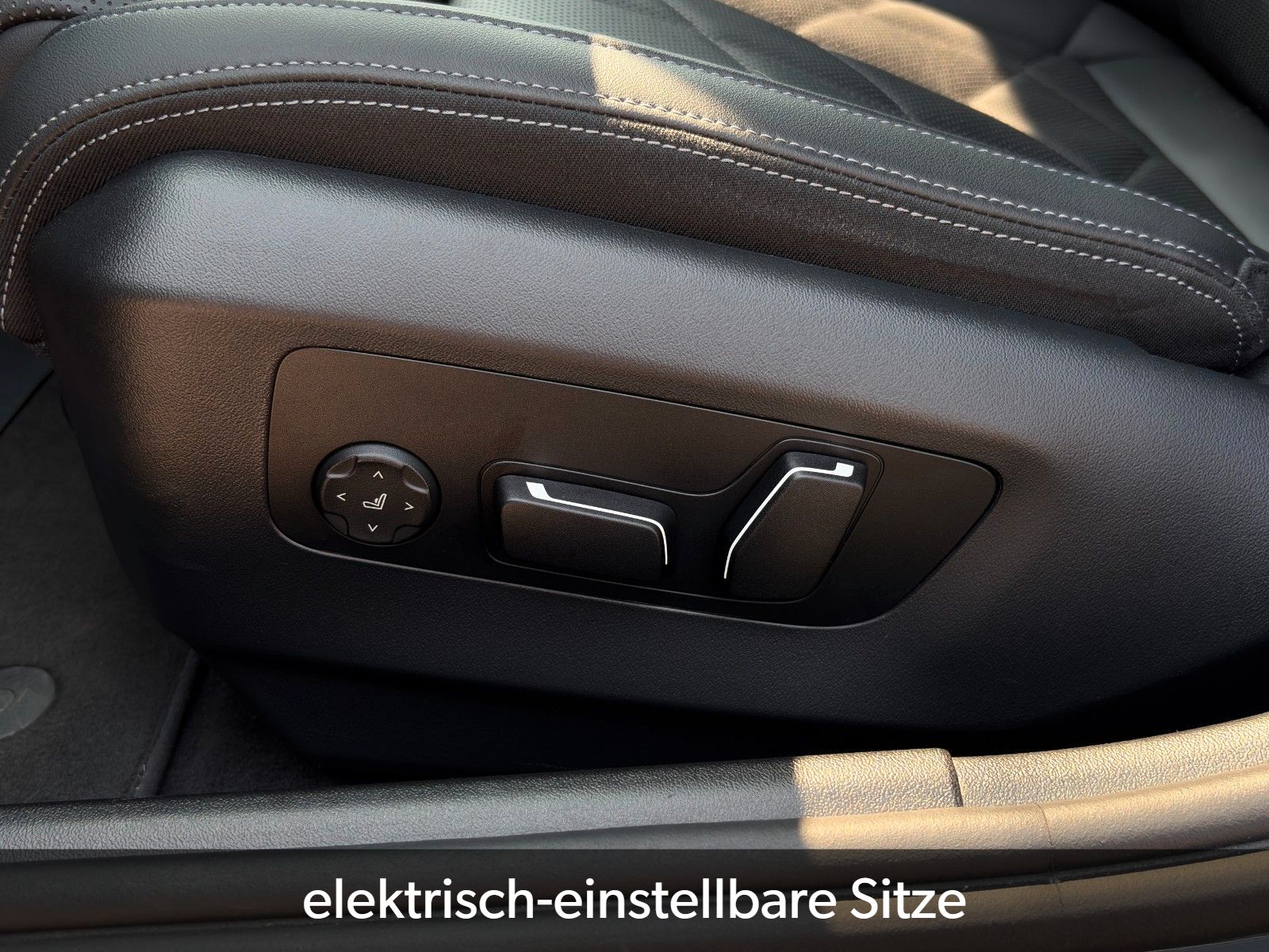 Fahrzeugabbildung BMW i5 eDrive40 Touring M Sport Shadow 360° B&W HuD