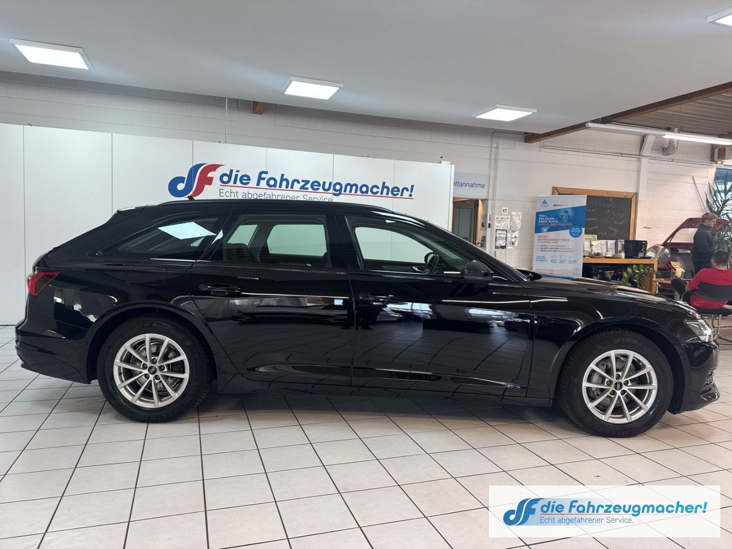Fahrzeugabbildung Audi A6 Avant 40 TDI Navi LED ACC El. Heckklappe Mehr