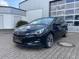 Opel Astra K Sports Tourer Innovation Start/Stop - Opel Astra mit Diesel-Antrieb: Kombi, Innovation