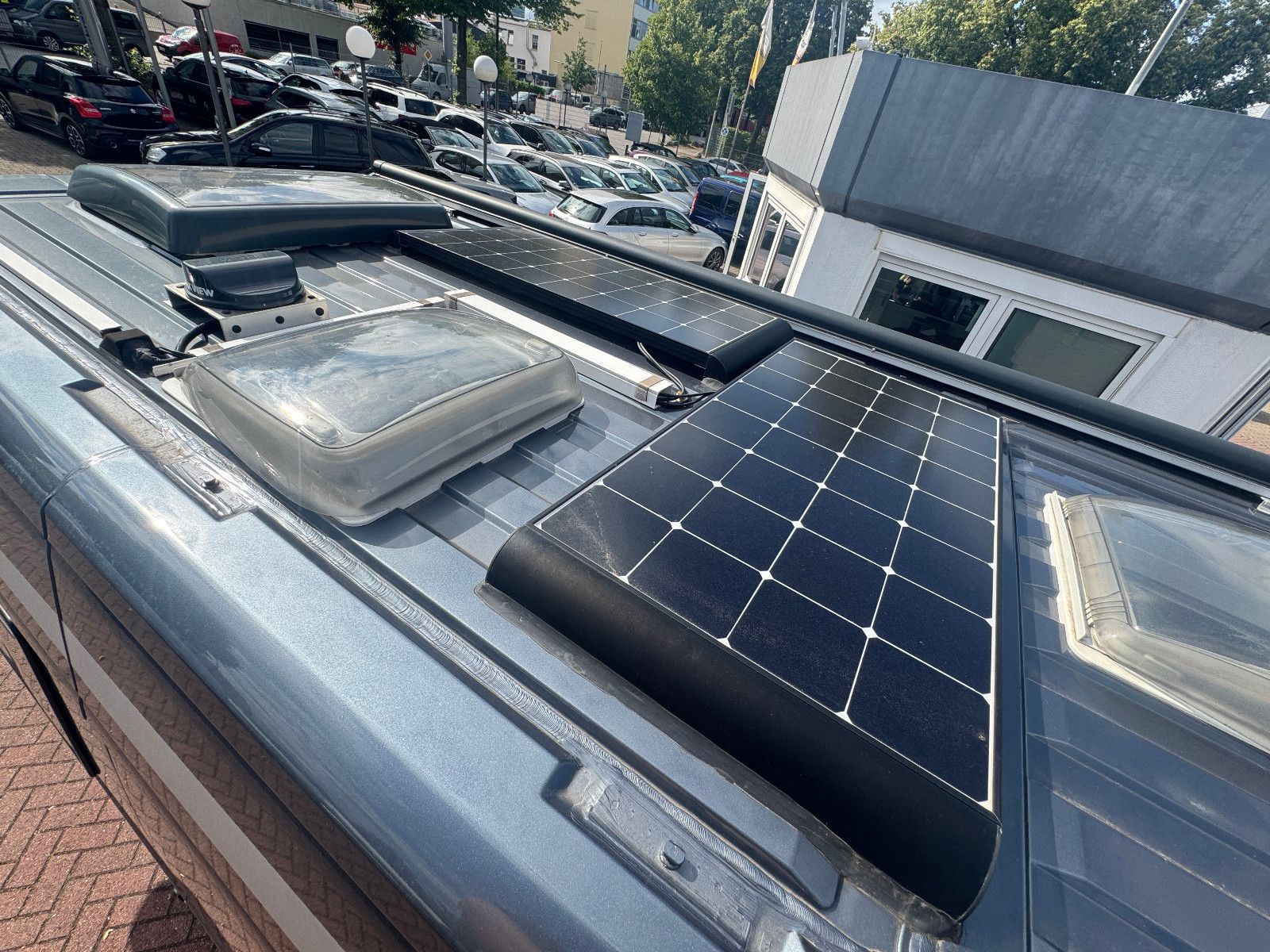 Pössl SUMMIT 600 PLUS SOLAR TV LTE AHK NAVI KAMERA LED