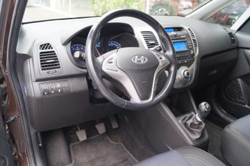 Hyundai ix20 1.4 blue Classic KLIMA-ALLWETTER-26.000km.-