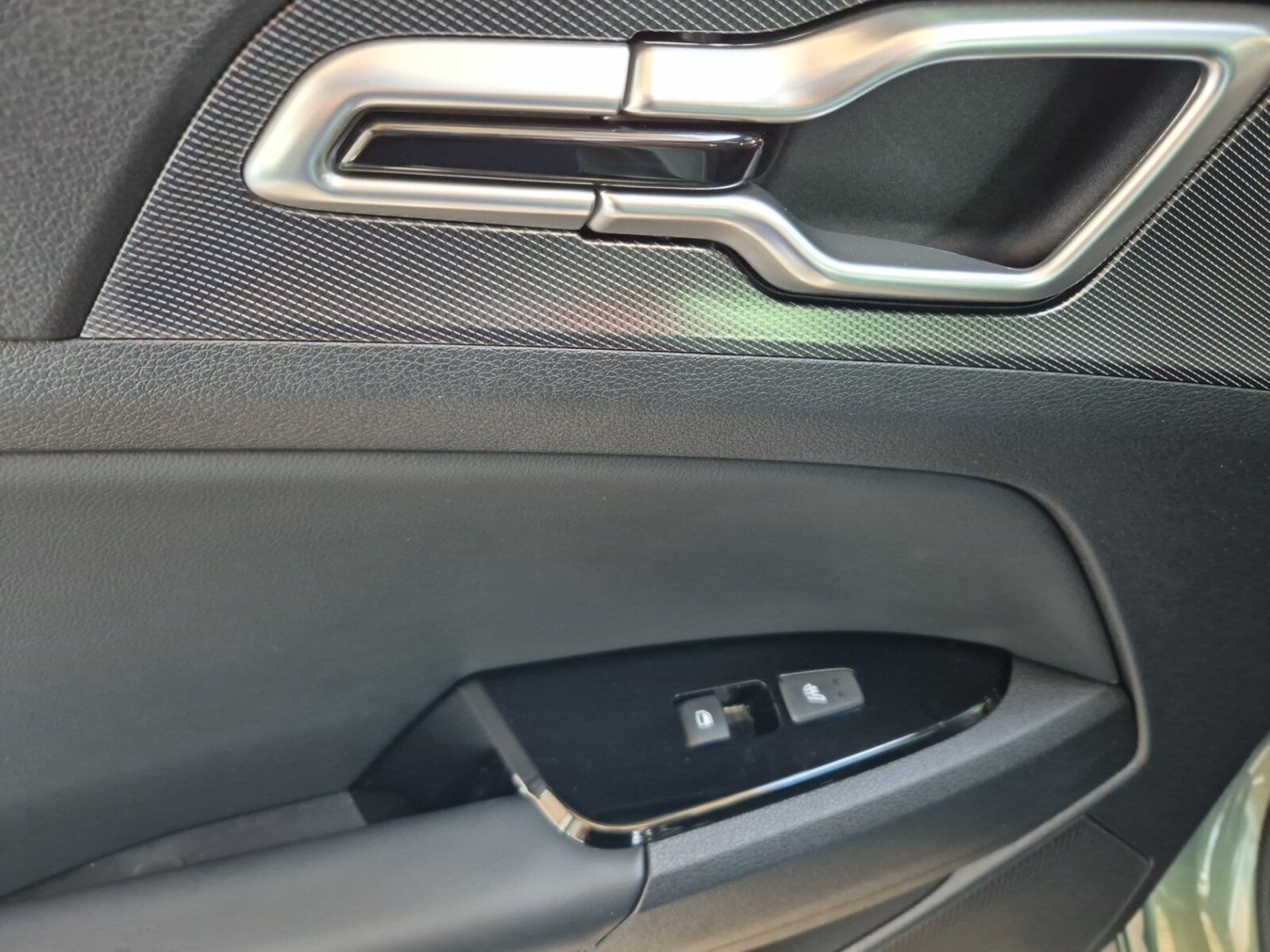 Fahrzeugabbildung Kia Sportage 1.6 PHEV Spirit AWD DIVE-PAKET | PANO