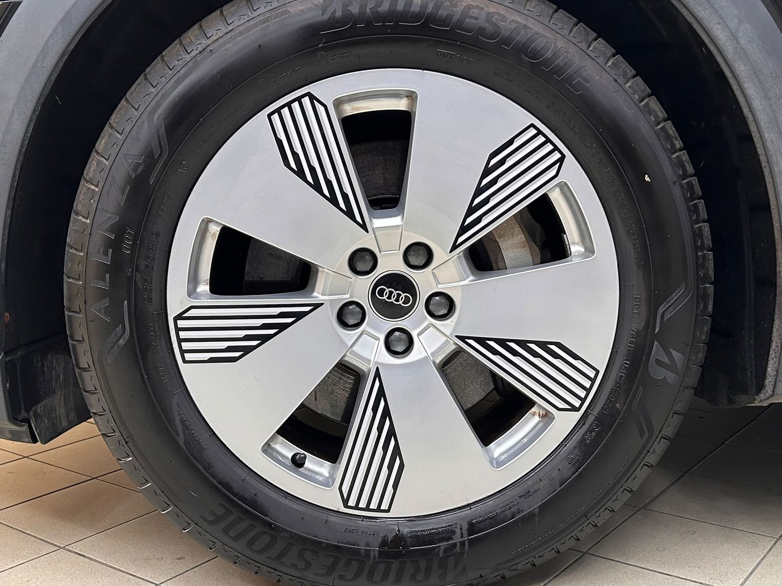 Fahrzeugabbildung Audi e-tron 50 Quatt ALCANTARA+NAVI+LED SHZ+ACC+APS+