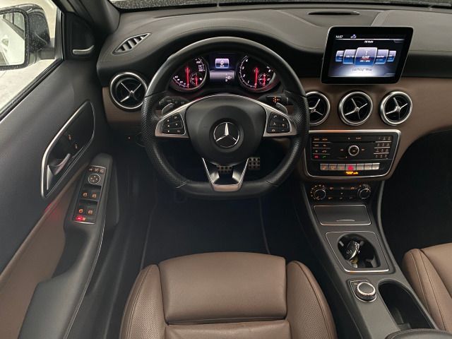 A 220 AMG Line 4Matic NAVI+LEDER+EXKLUSIV