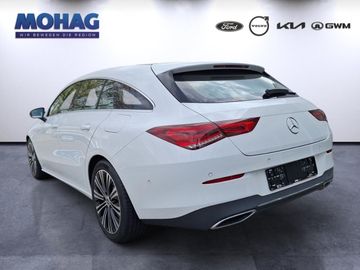 Mercedes CLA 180 Shooting Brake - 4
