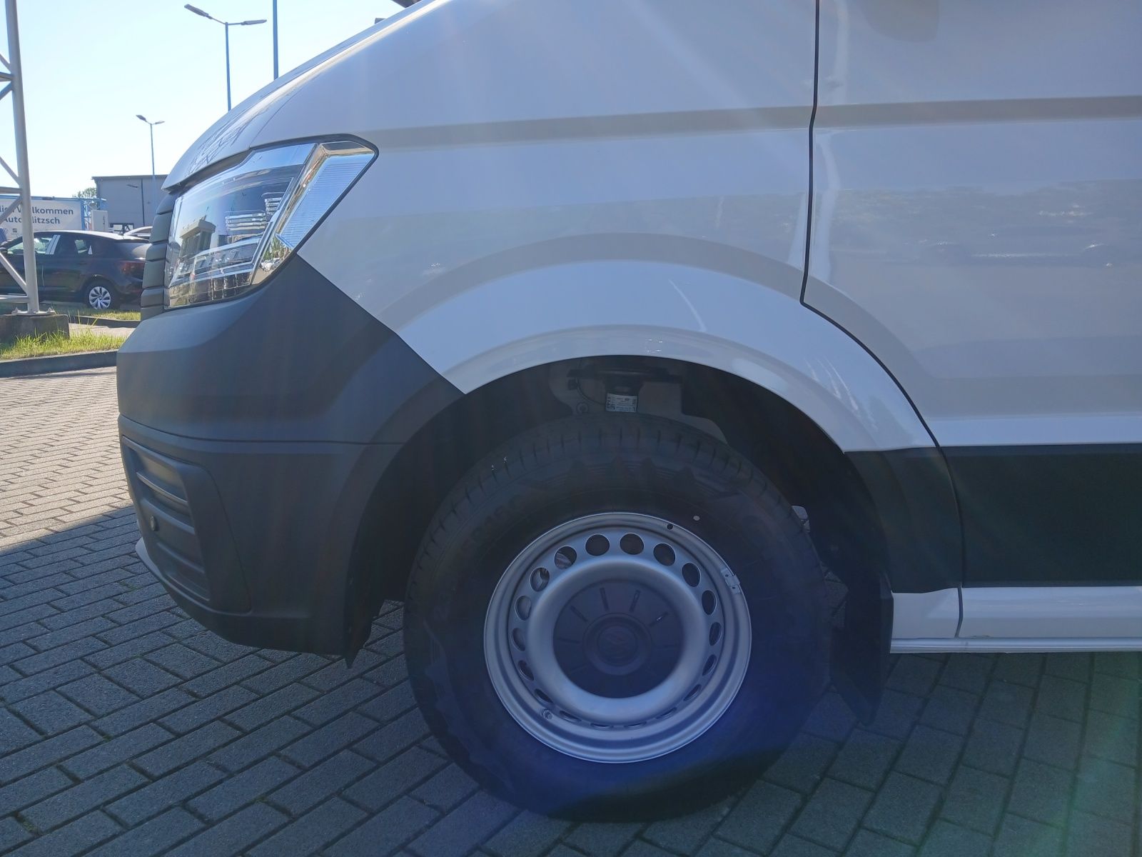 Fahrzeugabbildung Volkswagen Crafter Kasten TDI 130 kW MR 4 MOTION TLED RearV