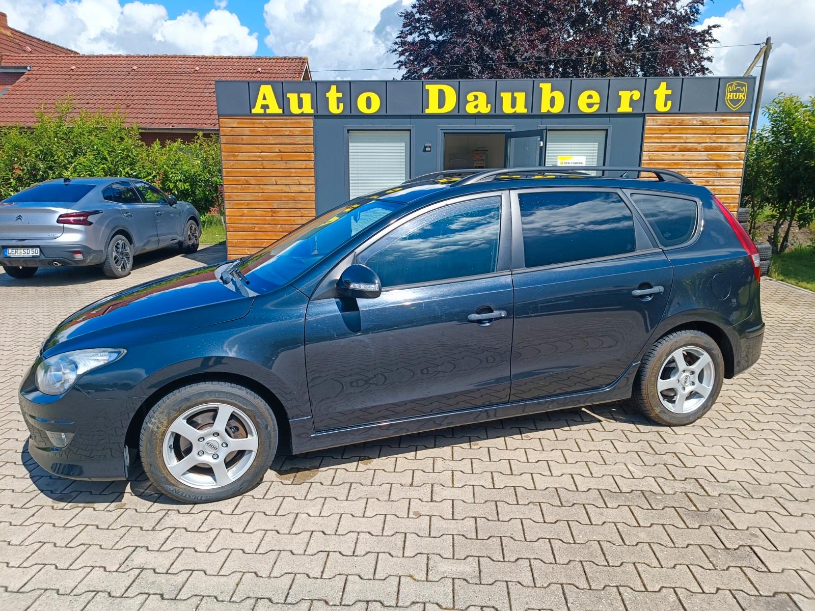 Hyundai i30 1,4 Kombi+Klima+SZH+M&S+4EFH+EU5+Garantie