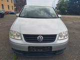 Volkswagen Touran 1.6 FSI Trendline - Kleinbus bis 5.000 Euro