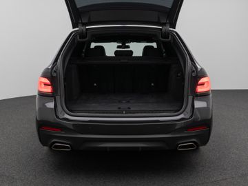 Fahrzeugabbildung BMW 520d M Sport Kamera DAB HiFi Stop&Go Komfort
