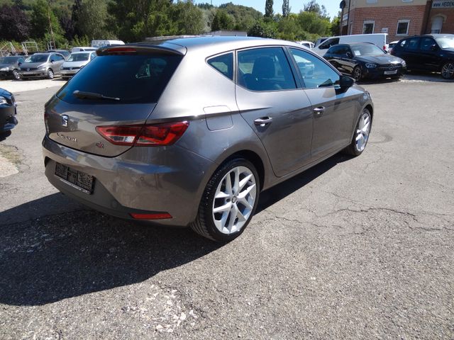 Fahrzeugabbildung Seat Leon FR/1.Hd/LED/150PS/Navi/SitzH/PDC/