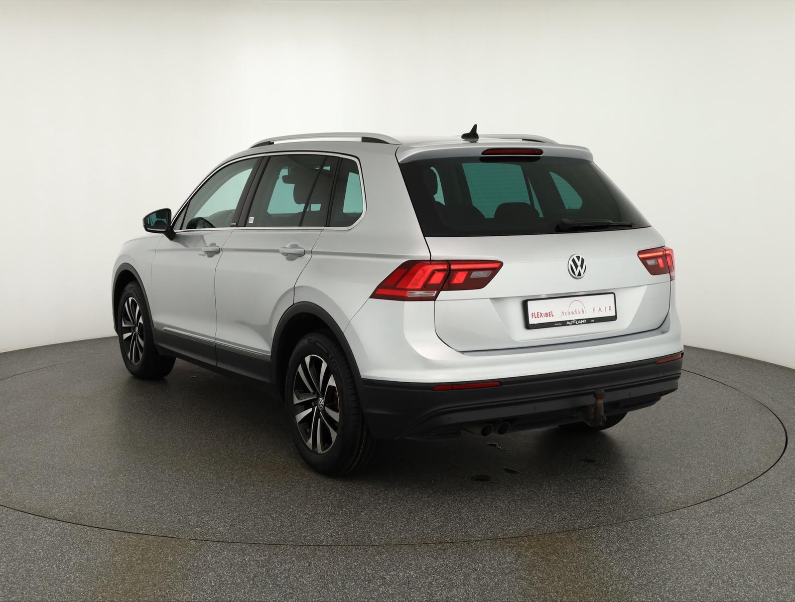 Volkswagen Tiguan 2.0 TDI DSG 4Motion LED ACC Head-Up AHK