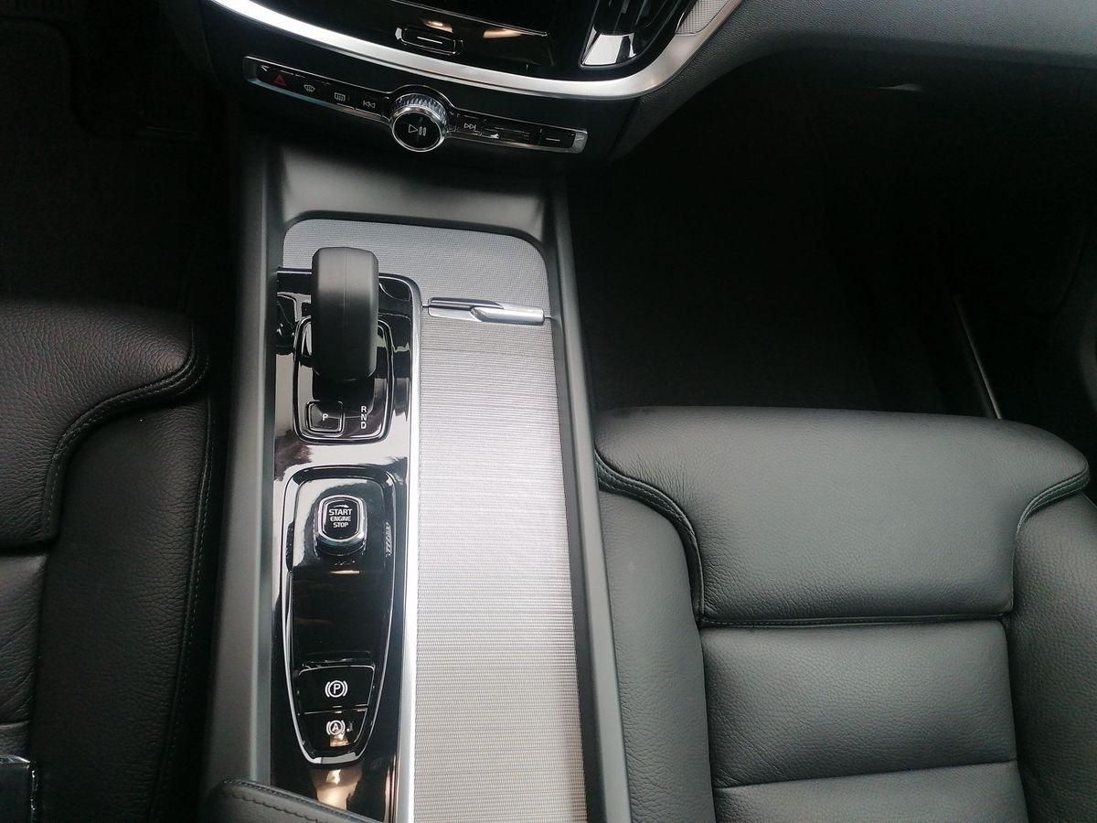 Volvo V60 B5 Mild-Hybrid Benzin AWD foto 15