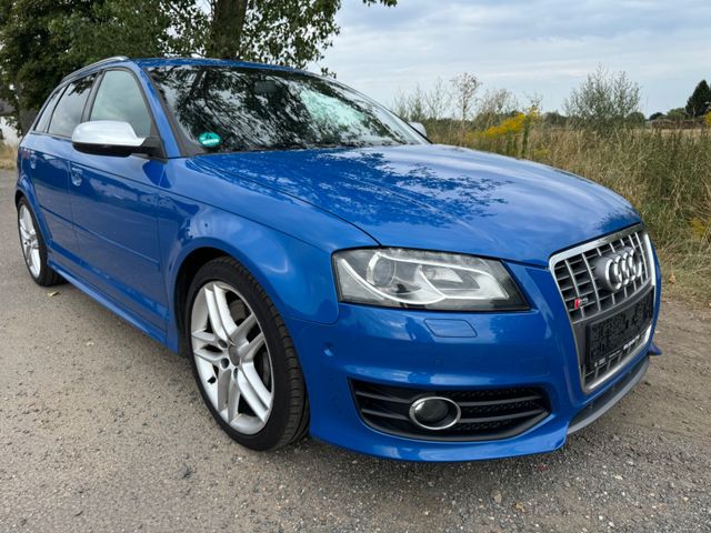 Audi S3 2.0 TFSI* Sportback* Bi- Color Leder* Xenon*