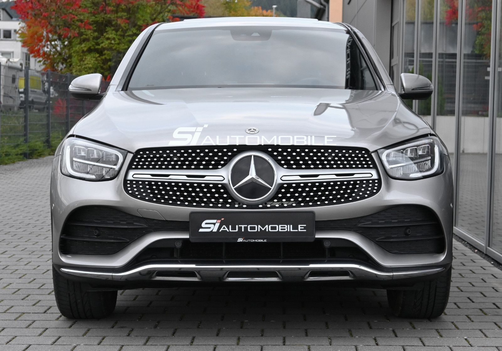 Fahrzeugabbildung Mercedes-Benz GLC 300 d 4MAT. Coupé AMG LINE °MEMORY°SITZKLIMA