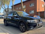 Volkswagen TIGUAN*ALLSPACE*4MOTION*7SITZER*DIGITAL*NAVI**** - VW Tiguan Allspace Unfallwagen