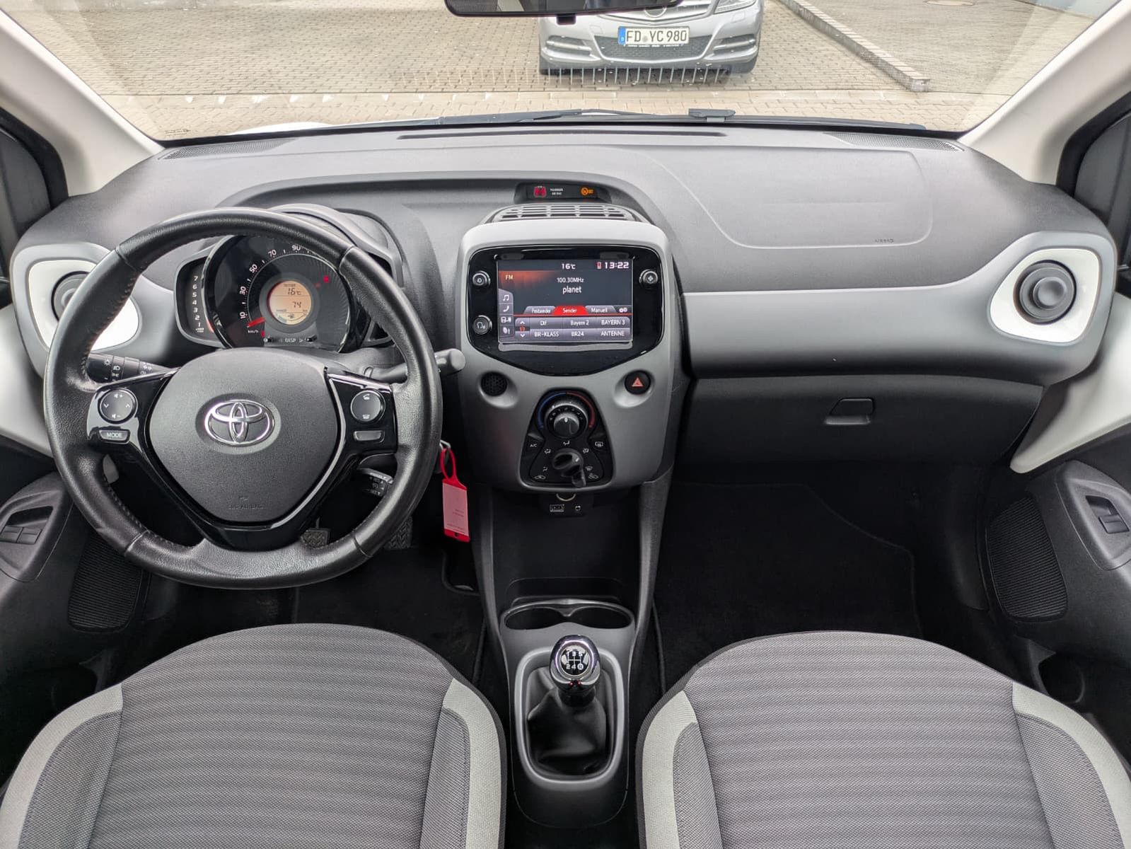Fahrzeugabbildung Toyota AYGO 1.0 x-Play APP-CONNECT*KLIMA*KAMERA