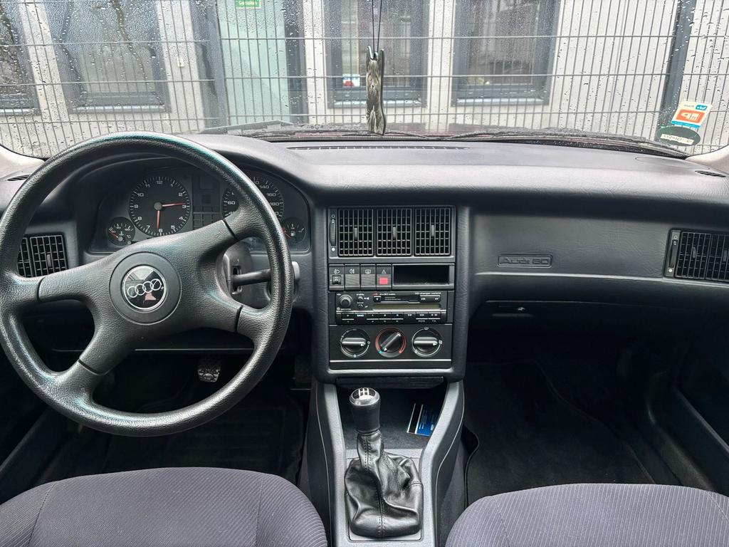 Audi 80