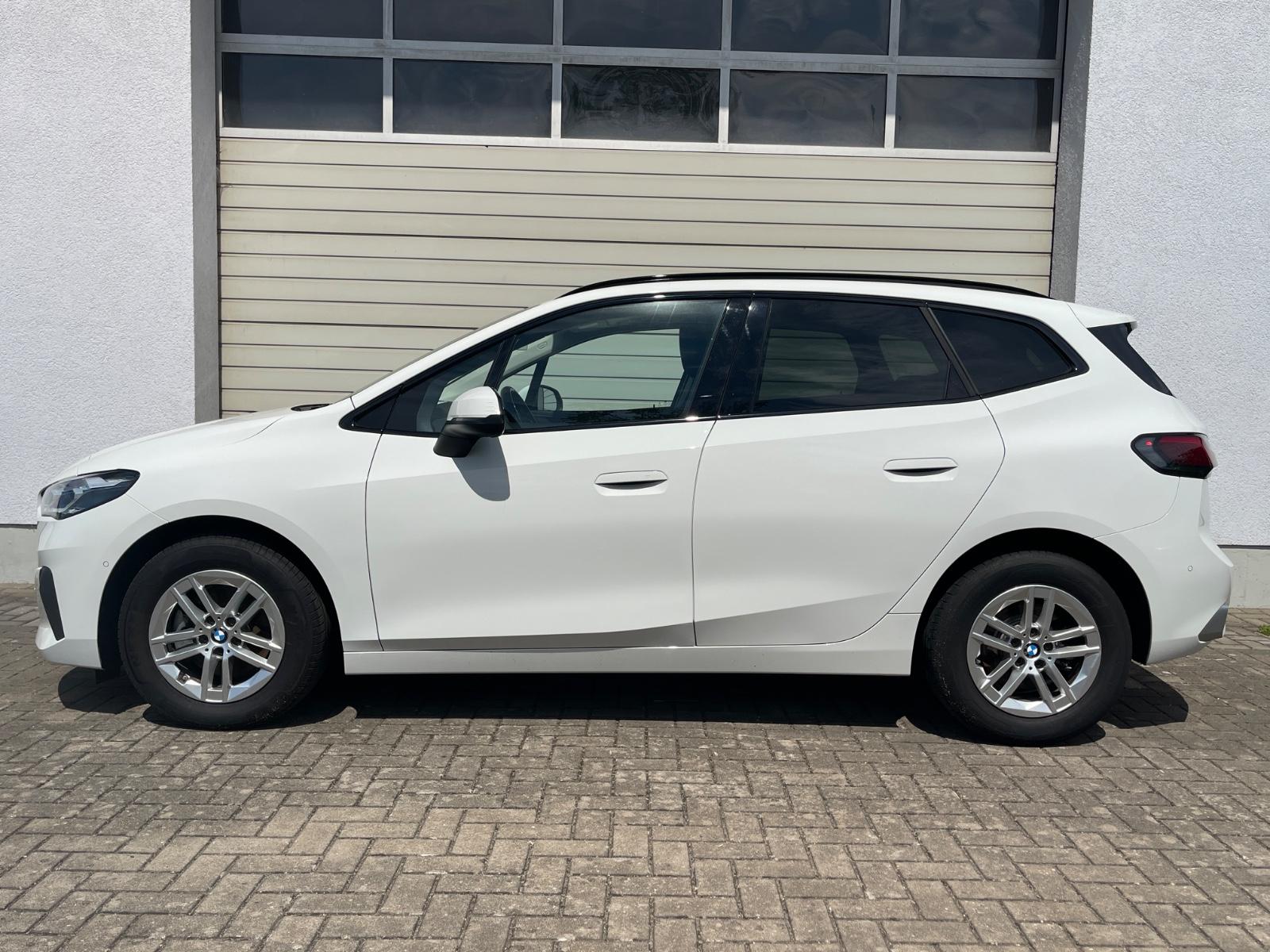 BMW 218 Active Tourer U06 A-LED Kamera PDC Shadow