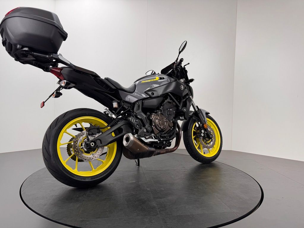 Fahrzeugabbildung Yamaha MT07 *TOP-ZUSTAND *1. HAND *REIFEN NEU