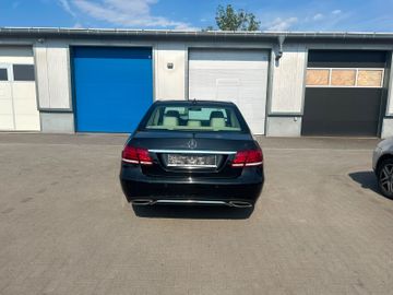 Mercedes E 250 - 5