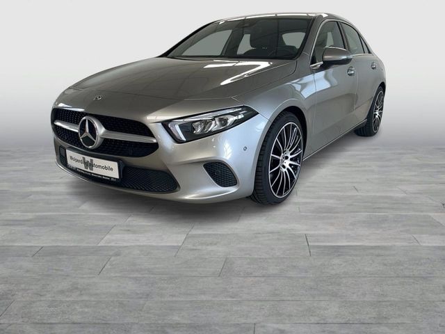 A 220 4Matic DCT Progressive Bluetooth Navi LED