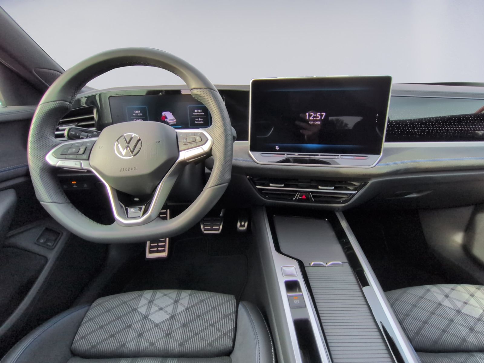 Passat Variant 1.5 TSI eHybrid R-Line AHK+MATRIX