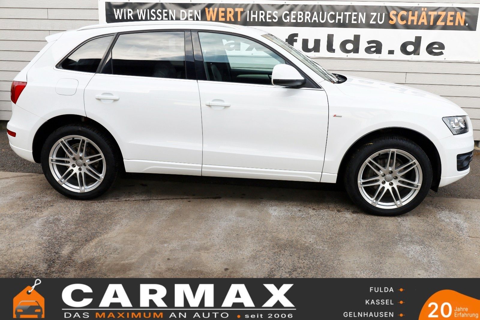 Fahrzeugabbildung Audi Q5 2.0 TDI quattro S line T.Leder,Navi,SH,20"
