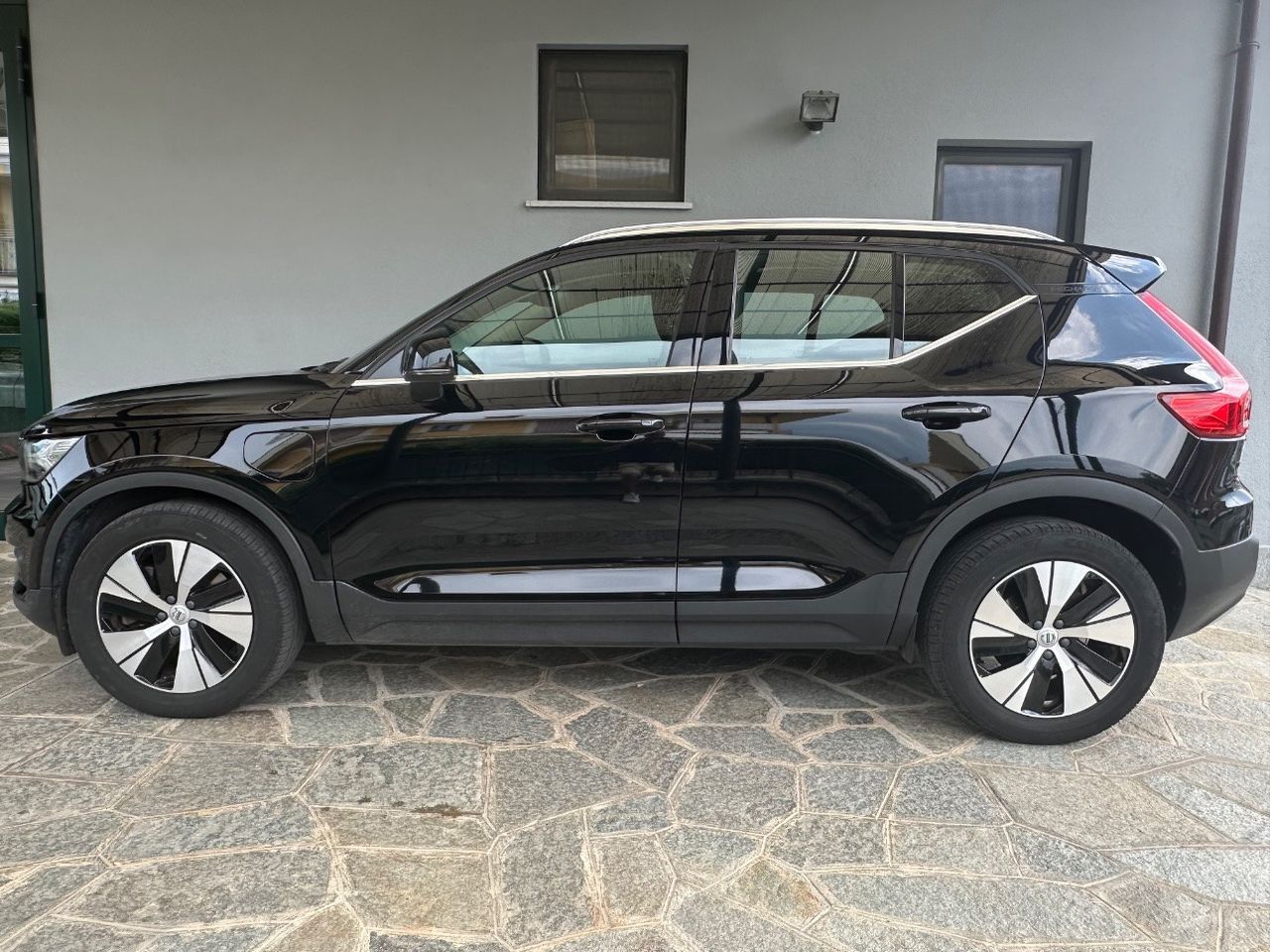 Volvo XC40 1.5 t4 phev Inscription Expression au imagem 2