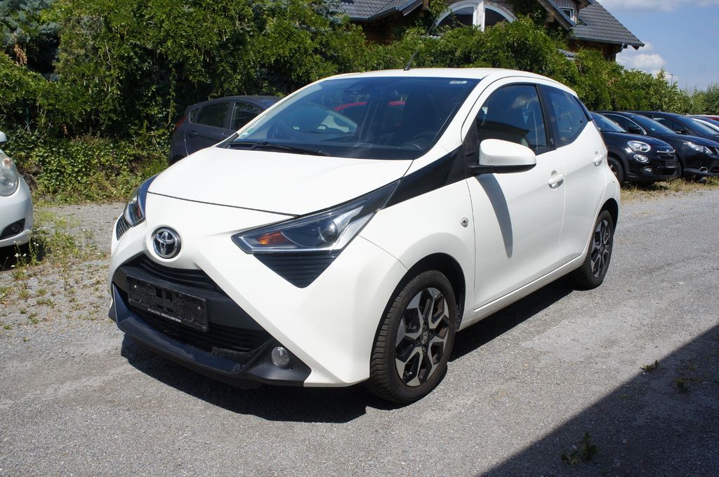 Image of Toyota Aygo (X)