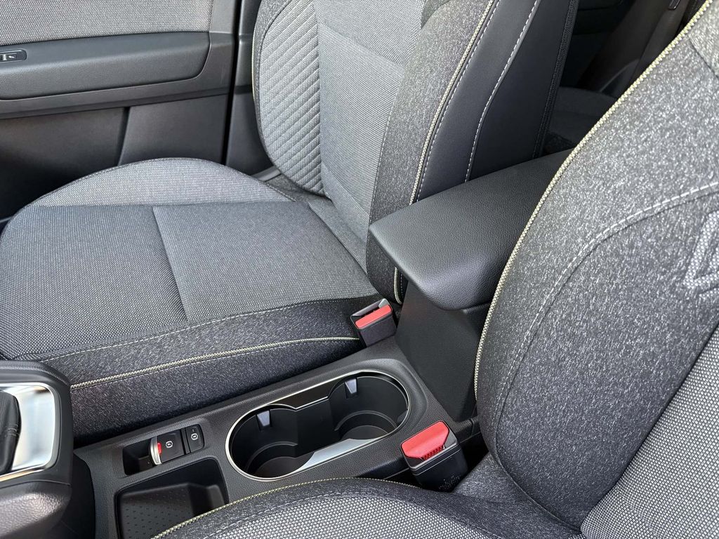 RENAULT Captur - Bild 8