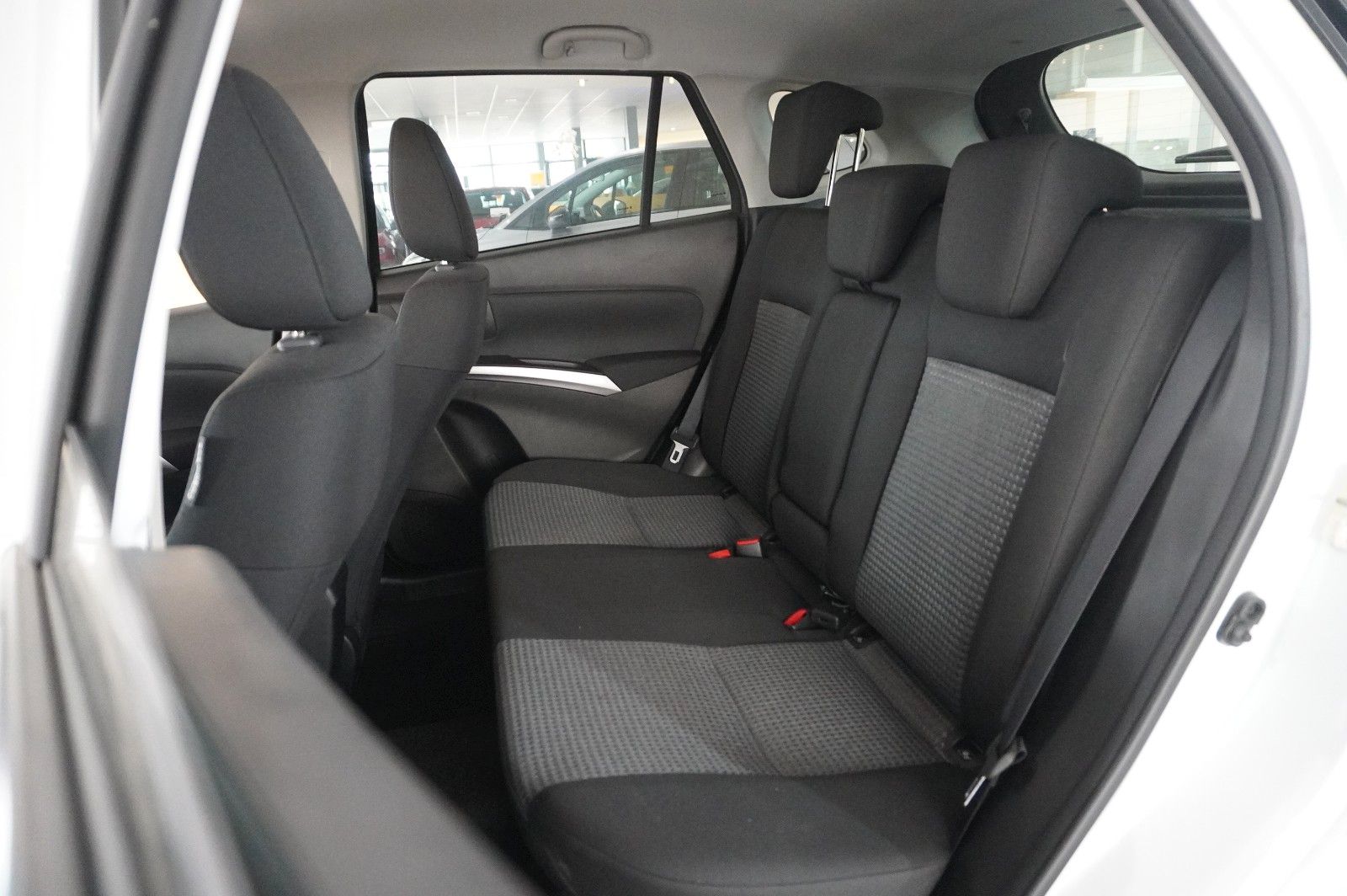 Fahrzeugabbildung Suzuki (SX4) S-Cross 1.4 COMFORT NAVI/LED/KAMERA/SH/DAB